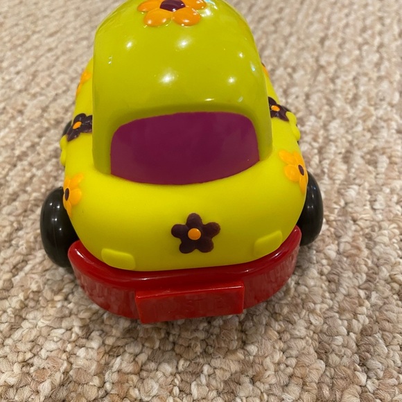 B. Toys 4 Pull Back Vehicles Car, Pick up Truck, Race Car and Taxi Toddler Toys - Picture 13 of 15